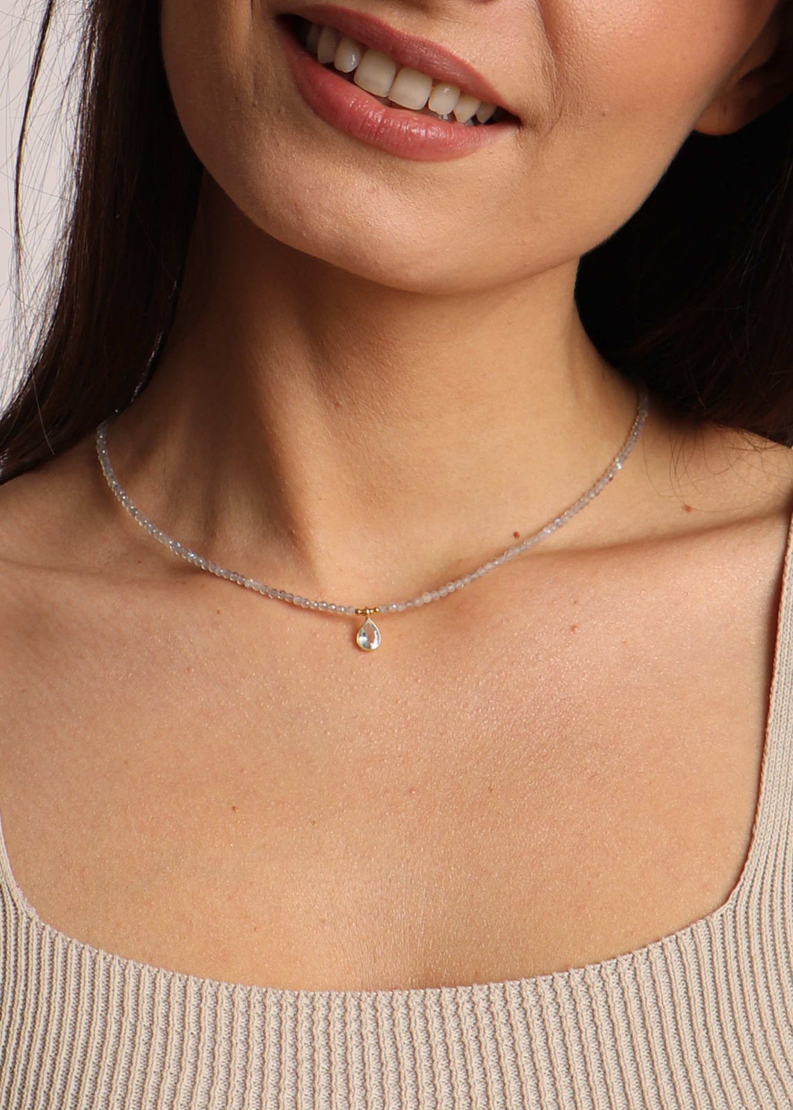 Naszyjnik z kamieni naturalnych Labradoryt zawieszka Topaz